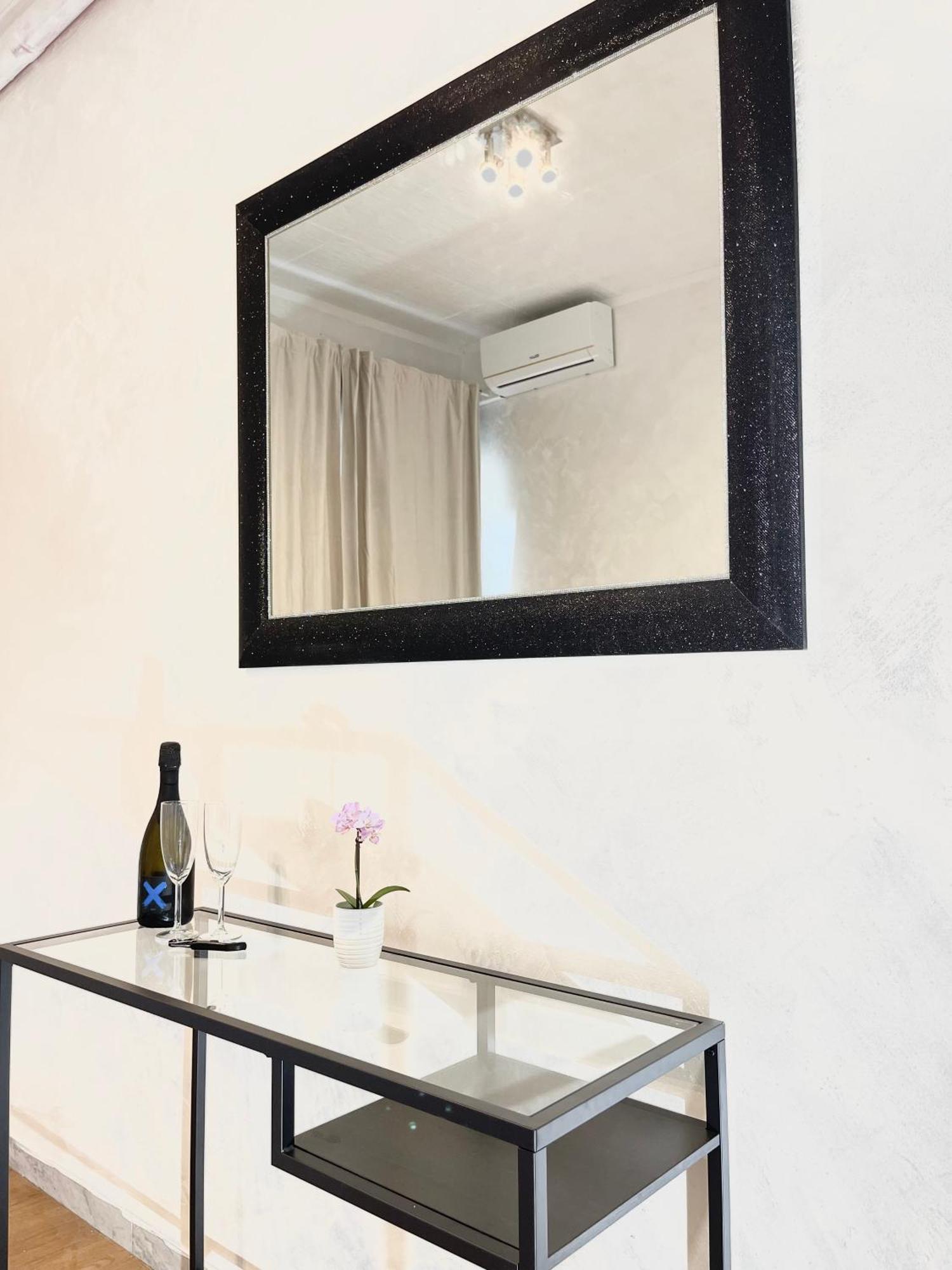 Romoli Rooms And Suites Exterior photo